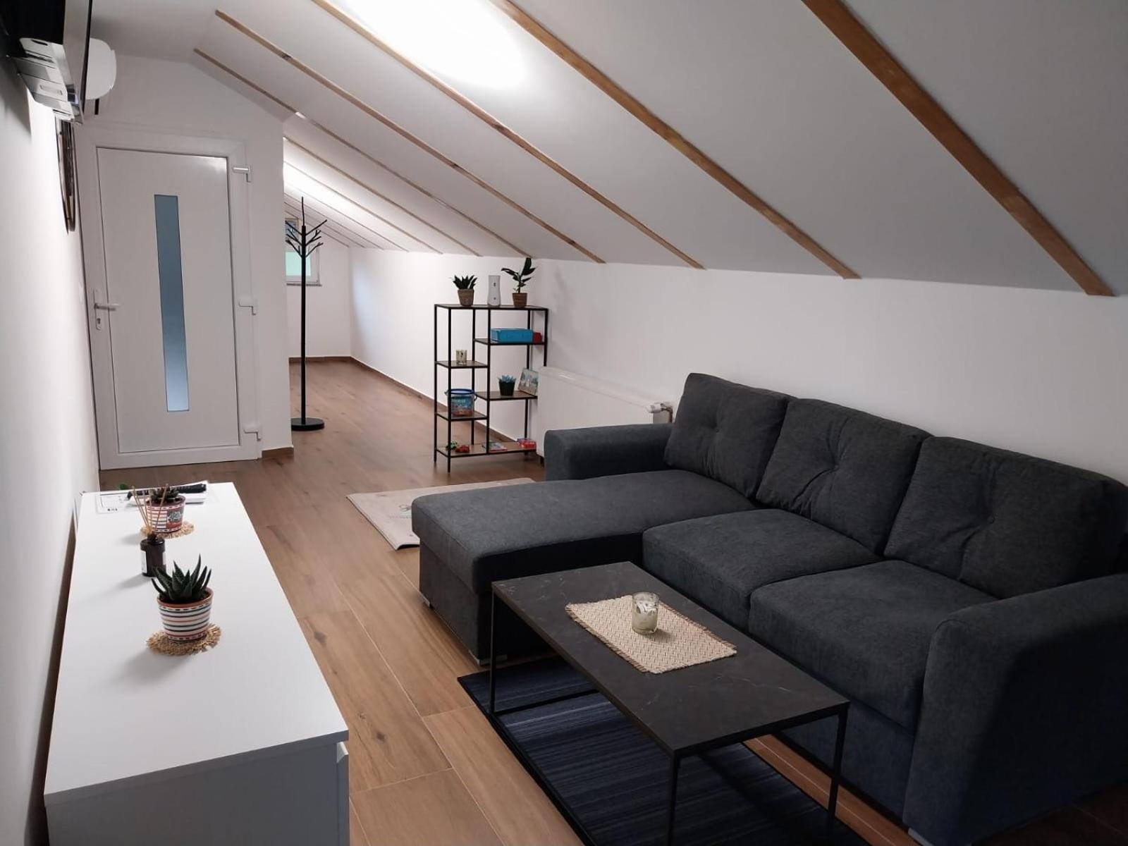 Apartment Safram 2 Thurmanec